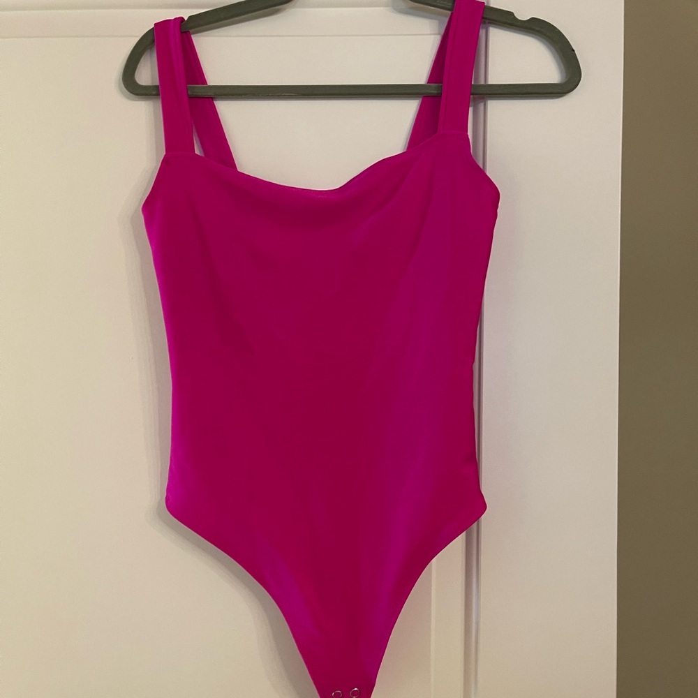 Good American Fuchsia/hot pink bodysuit